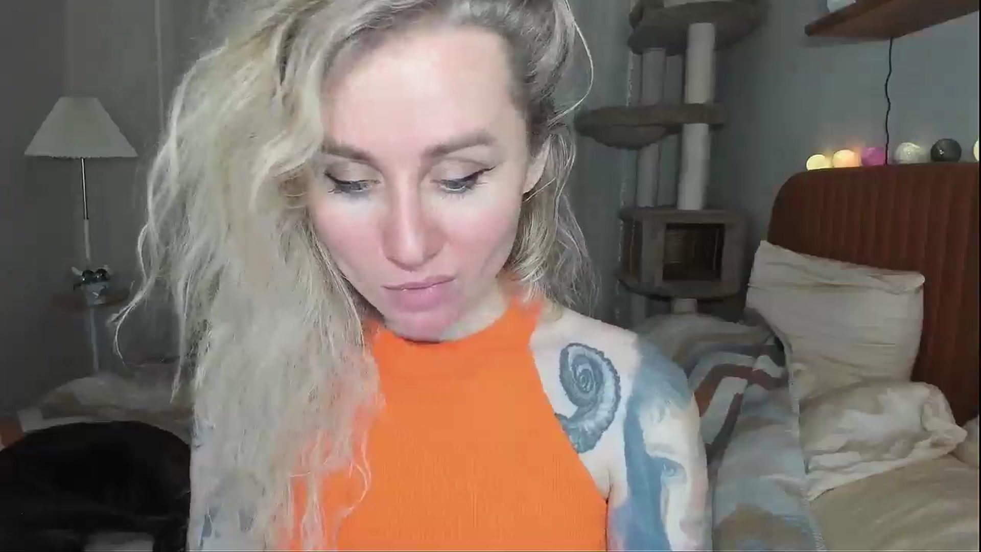 Gallery image thumbnail from Alexa_Smithhh's myfreecams stream on, 12/23/2025, 20:51 image 6 of 20