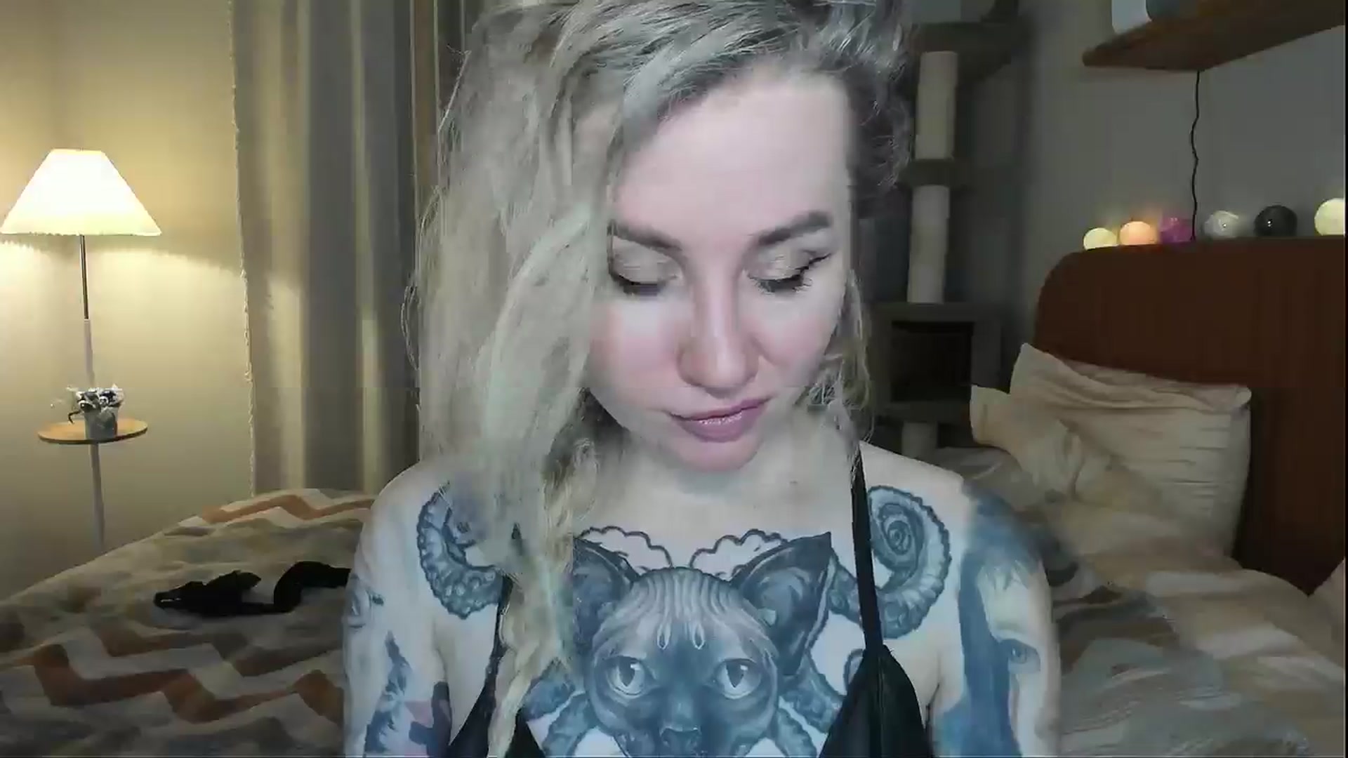 Gallery image thumbnail from Alexa_Smithhh's myfreecams stream on, 12/25/2025, 19:13 image 7 of 20