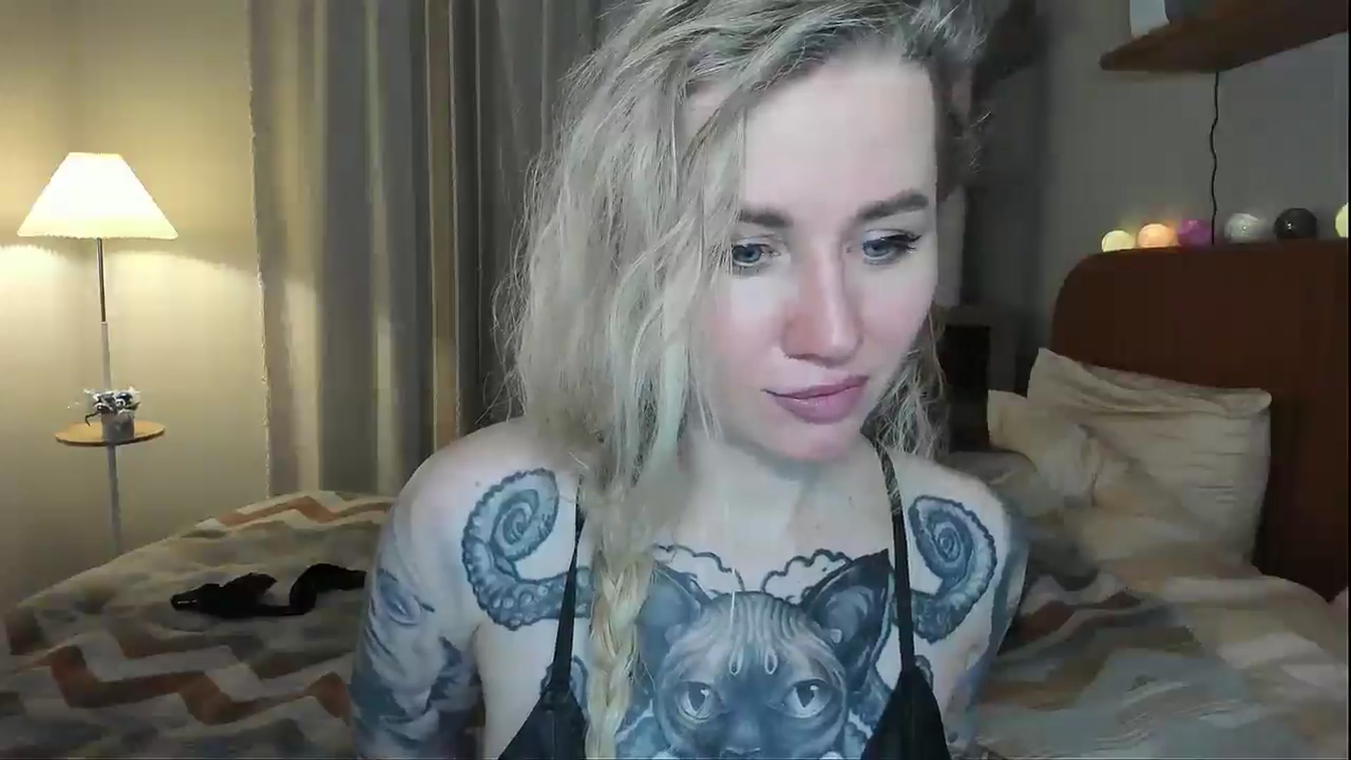 Gallery image thumbnail from Alexa_Smithhh's myfreecams stream on, 12/25/2025, 19:13 image 2 of 20
