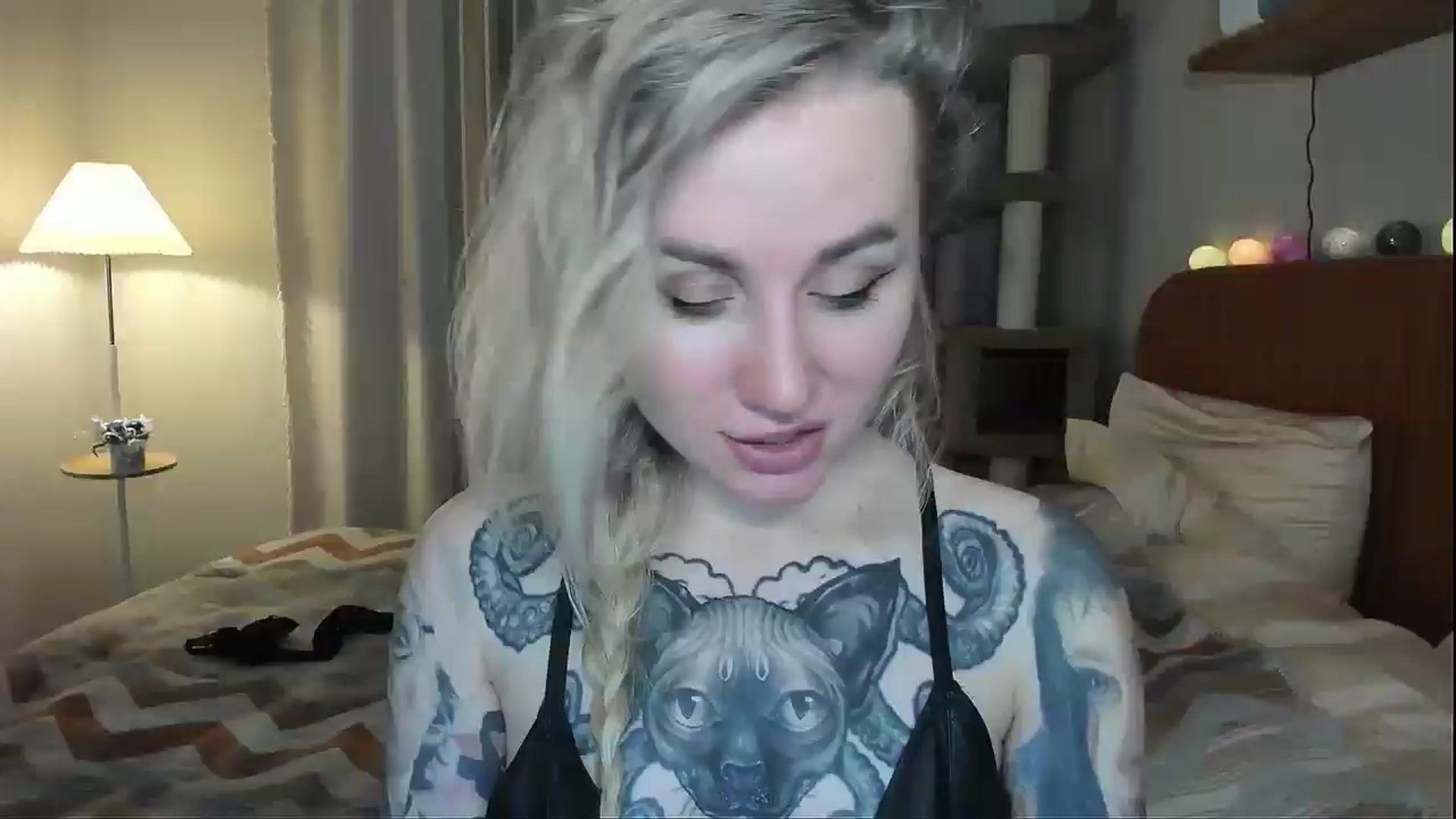 Gallery image thumbnail from Alexa_Smithhh's myfreecams stream on, 12/25/2025, 19:13 image 5 of 20