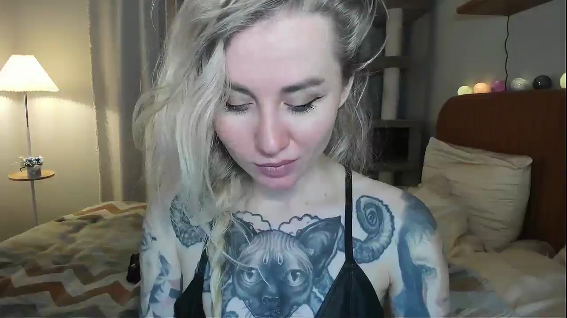 Gallery image thumbnail from Alexa_Smithhh's myfreecams stream on, 12/25/2025, 20:05 image 19 of 20