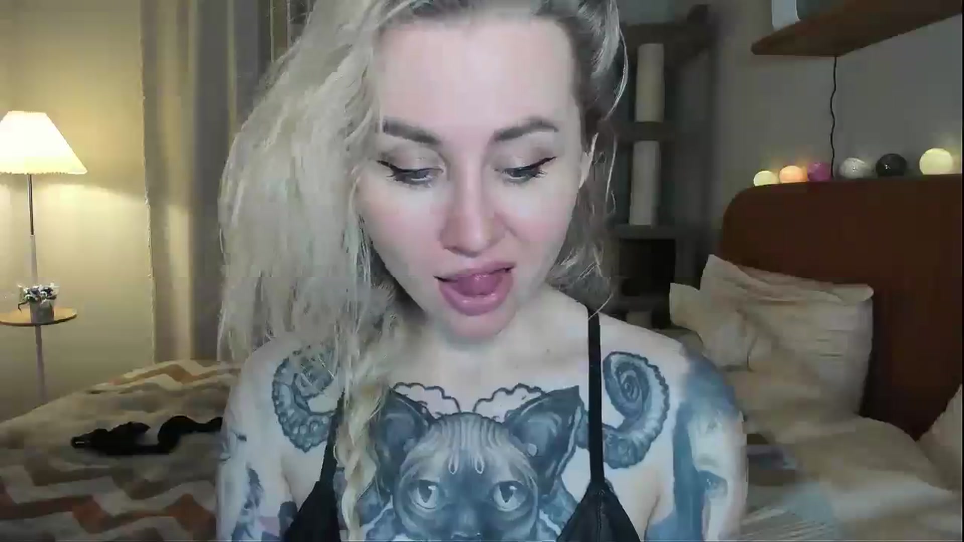 Gallery image thumbnail from Alexa_Smithhh's myfreecams stream on, 12/25/2025, 20:05 image 3 of 20