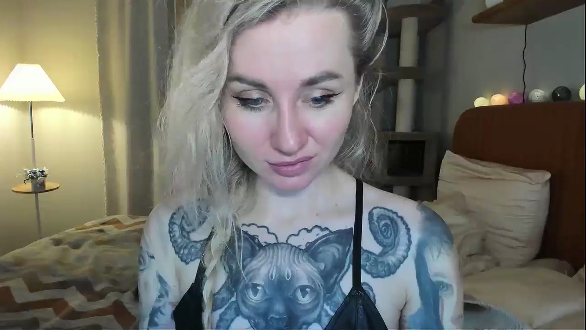 Gallery image thumbnail from Alexa_Smithhh's myfreecams stream on, 12/25/2025, 20:05 image 8 of 20
