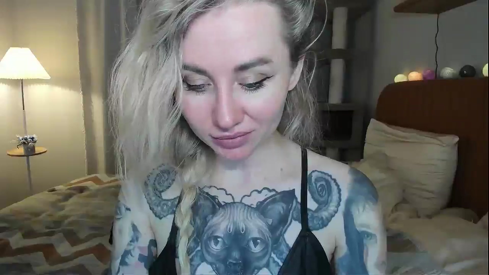 Gallery image thumbnail from Alexa_Smithhh's myfreecams stream on, 12/25/2025, 20:05 image 20 of 20
