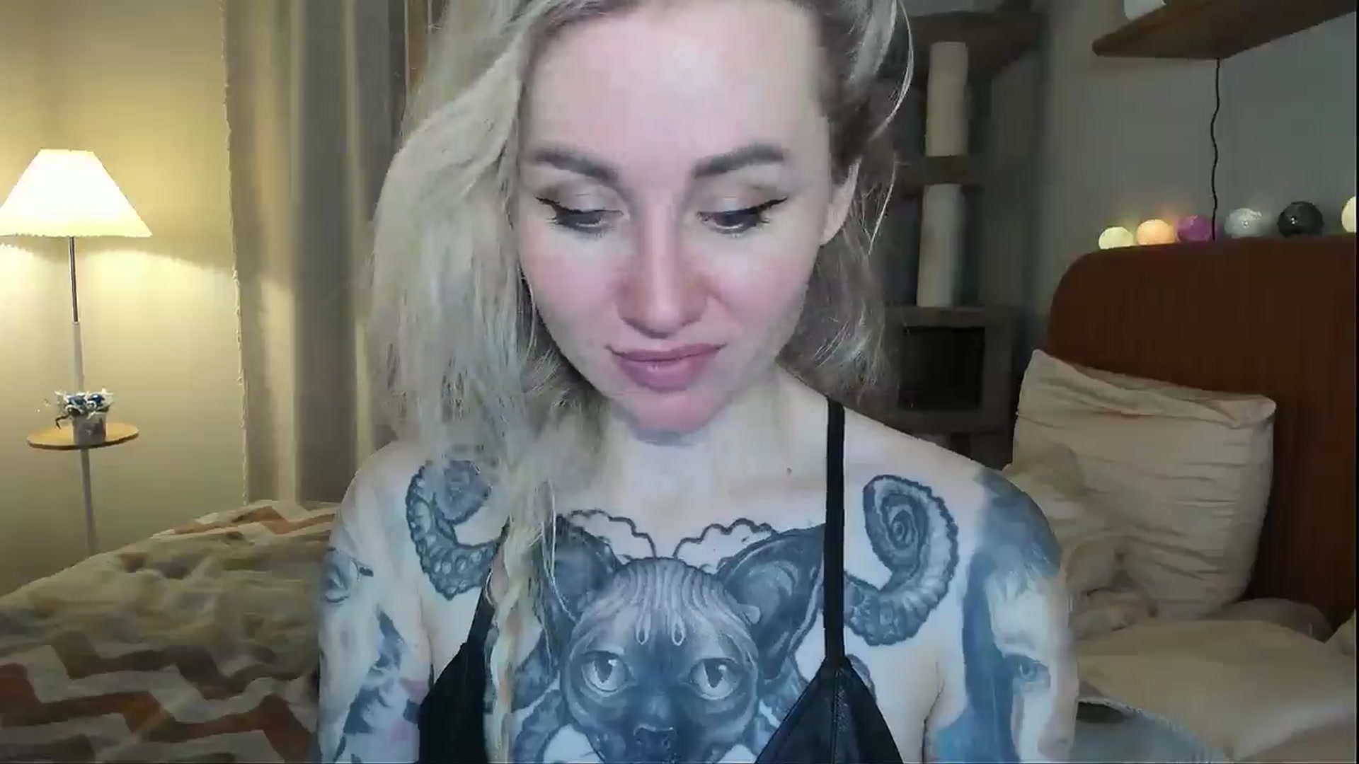 Gallery image thumbnail from Alexa_Smithhh's myfreecams stream on, 12/25/2025, 20:05 image 7 of 20