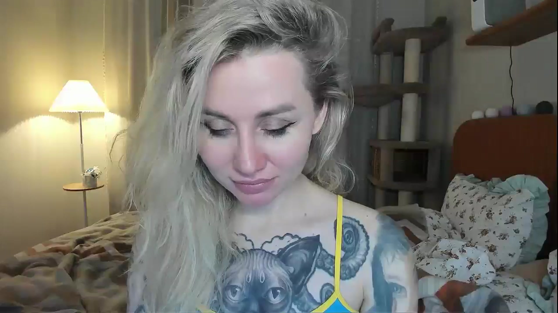 Gallery image thumbnail from Alexa_Smithhh's myfreecams stream on, 12/30/2025, 20:26 image 2 of 20