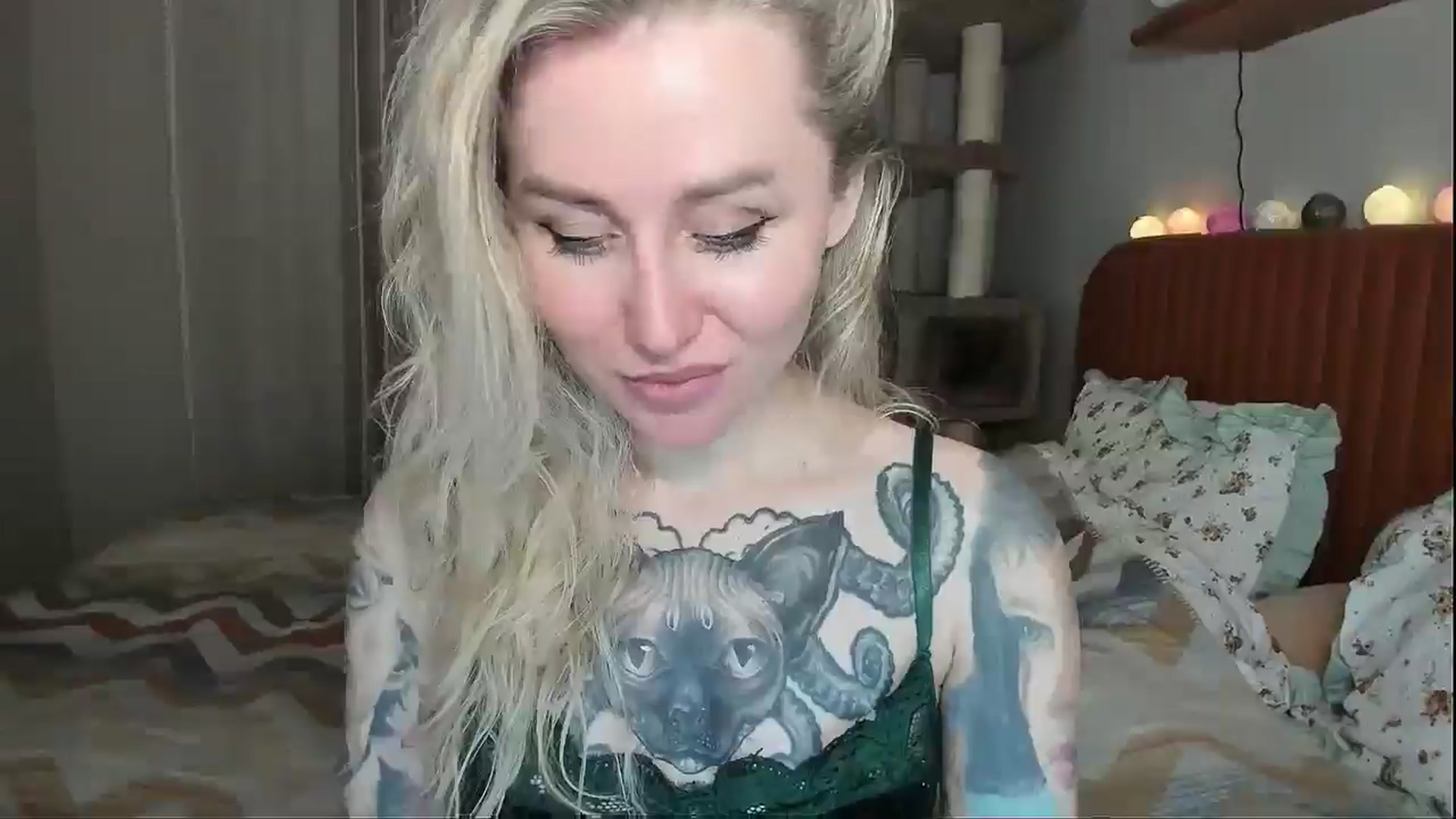 Gallery image thumbnail from Alexa_Smithhh's myfreecams stream on, 01/02/2026, 19:27 image 4 of 20
