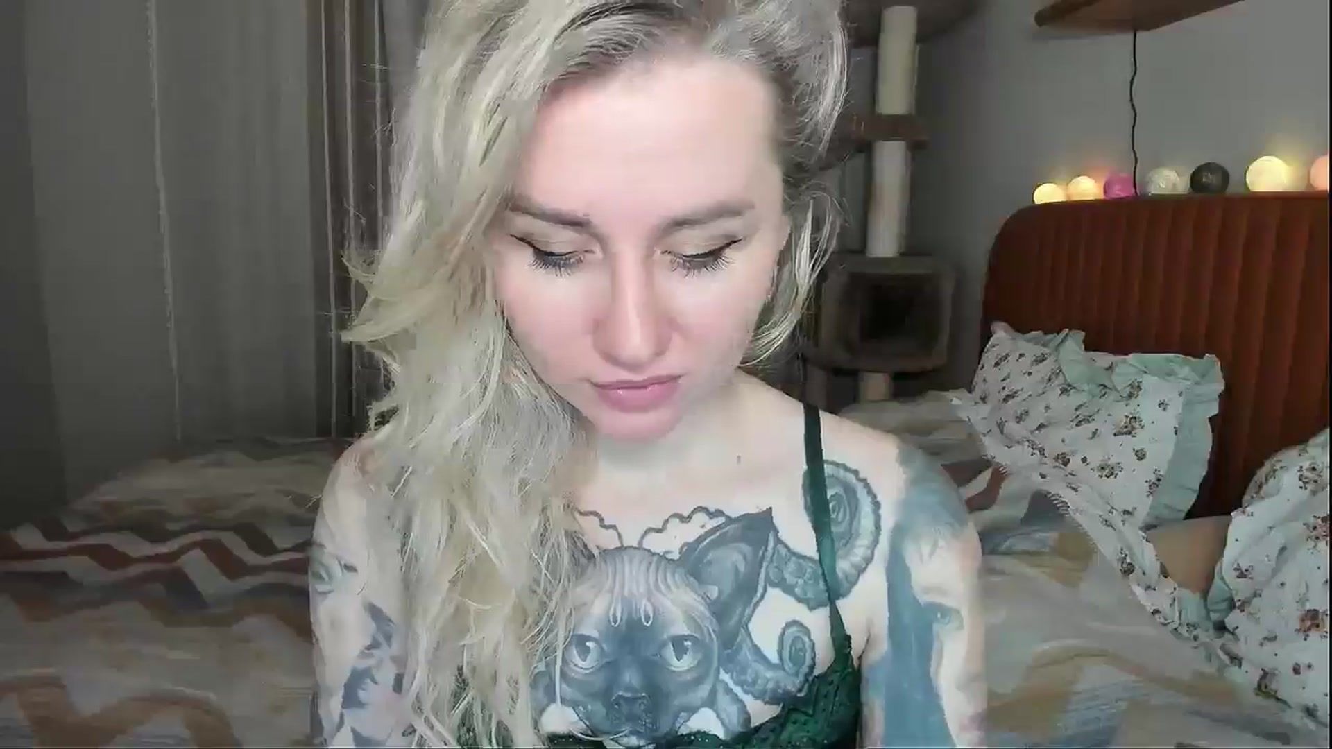 Gallery image thumbnail from Alexa_Smithhh's myfreecams stream on, 01/02/2026, 19:27 image 9 of 20