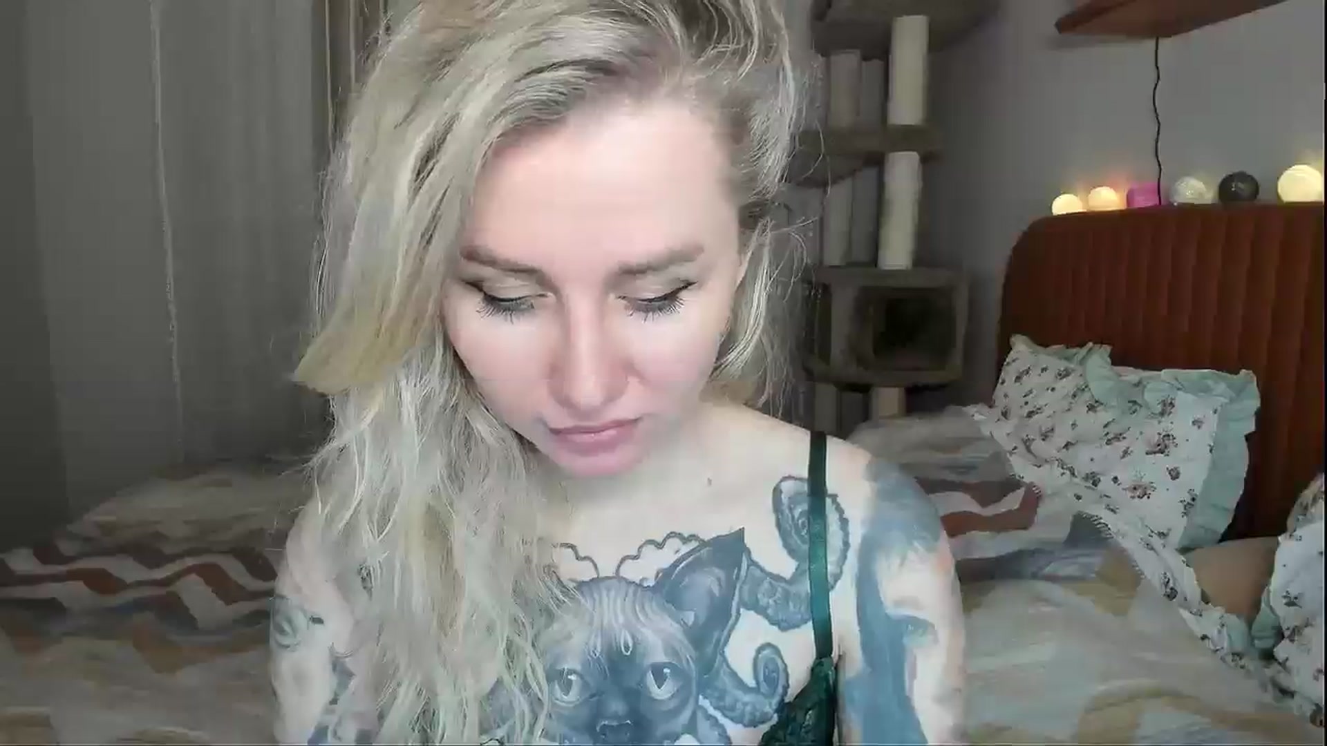 Gallery image thumbnail from Alexa_Smithhh's myfreecams stream on, 01/02/2026, 19:27 image 15 of 20