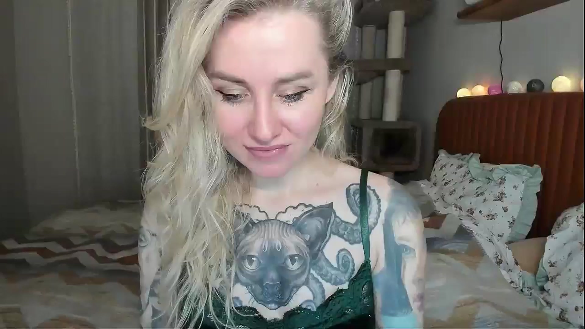 Gallery image thumbnail from Alexa_Smithhh's myfreecams stream on, 01/02/2026, 19:27 image 1 of 20