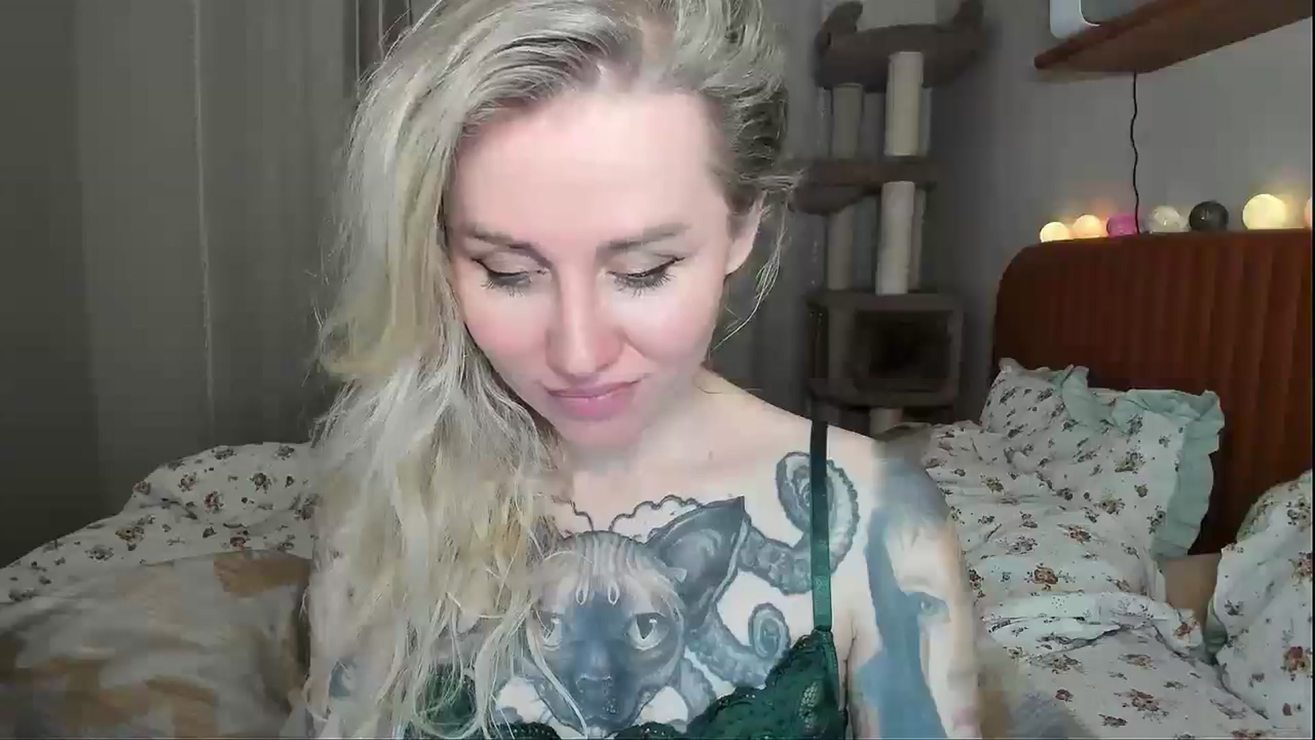Gallery image thumbnail from Alexa_Smithhh's myfreecams stream on, 01/02/2026, 21:22 image 3 of 20
