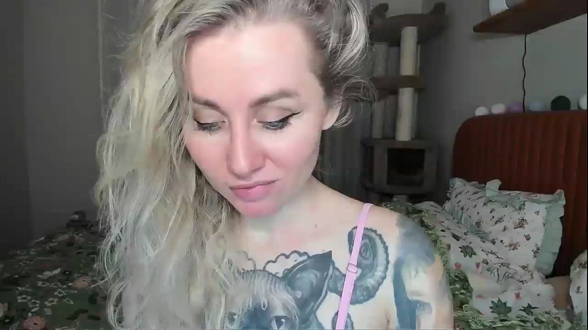 Gallery image thumbnail from Alexa_Smithhh's myfreecams stream on, 01/06/2026, 19:29 image 12 of 20