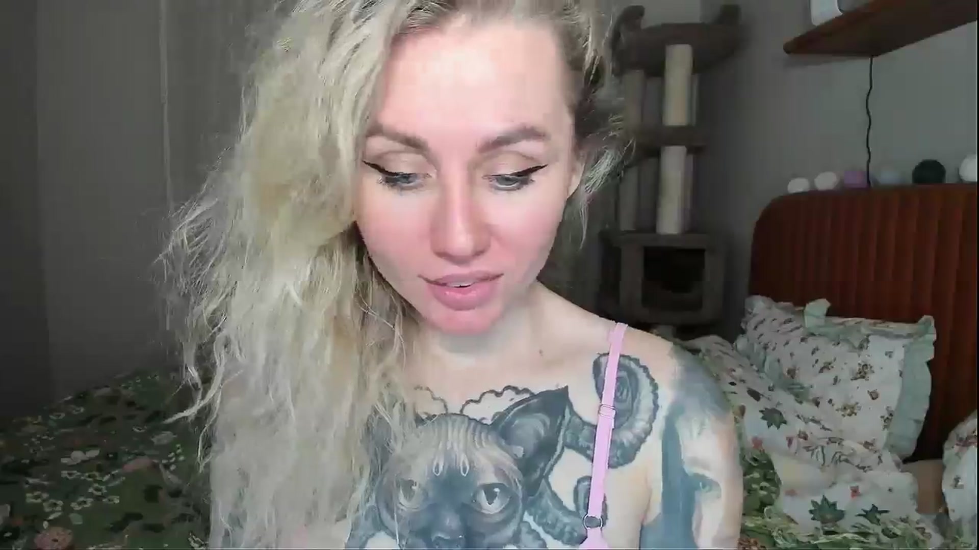 Gallery image thumbnail from Alexa_Smithhh's myfreecams stream on, 01/06/2026, 19:29 image 5 of 20