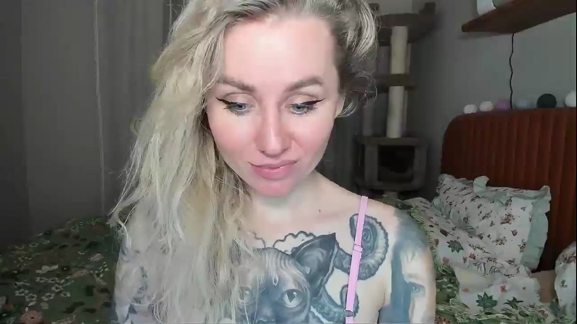 Gallery image thumbnail from Alexa_Smithhh's myfreecams stream on, 01/06/2026, 19:29 image 8 of 20