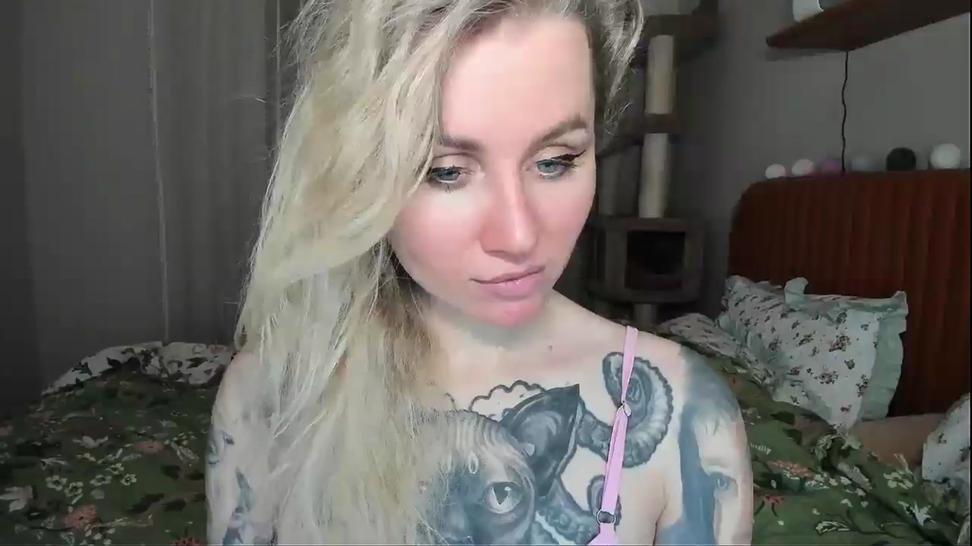 Gallery image thumbnail from Alexa_Smithhh's myfreecams stream on, 01/06/2026, 21:27 image 4 of 20