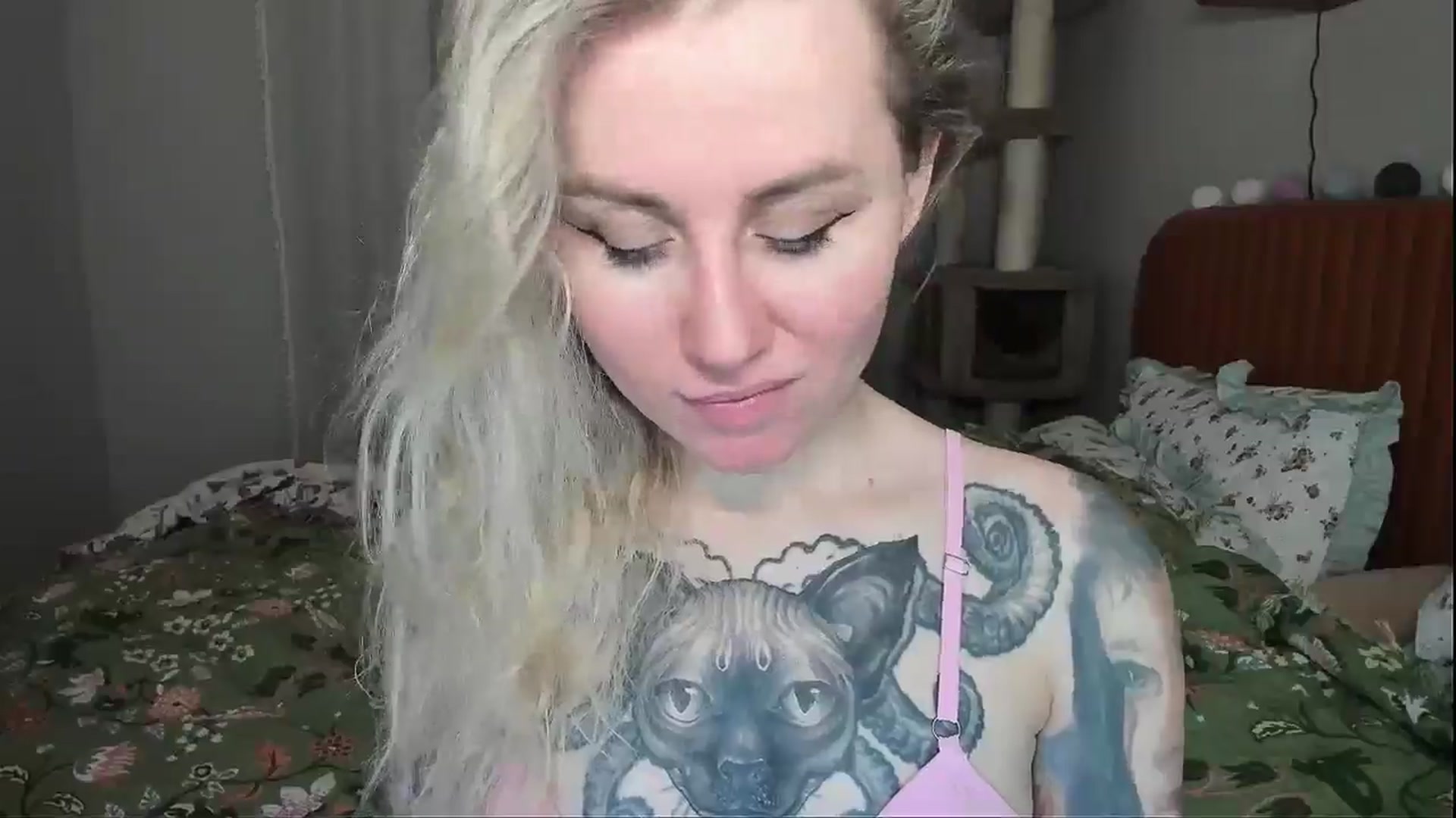 Gallery image thumbnail from Alexa_Smithhh's myfreecams stream on, 01/06/2026, 21:27 image 14 of 20