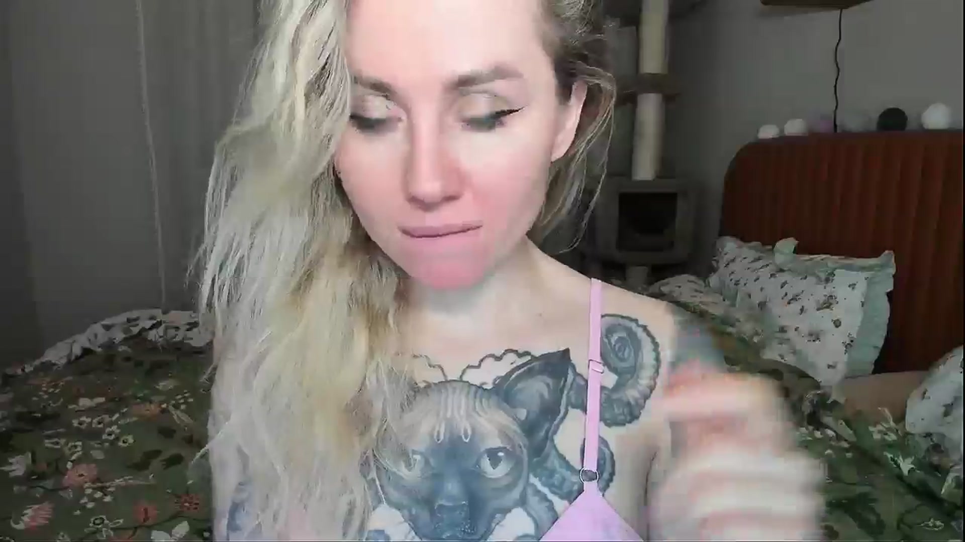 Gallery image thumbnail from Alexa_Smithhh's myfreecams stream on, 01/06/2026, 21:27 image 16 of 20