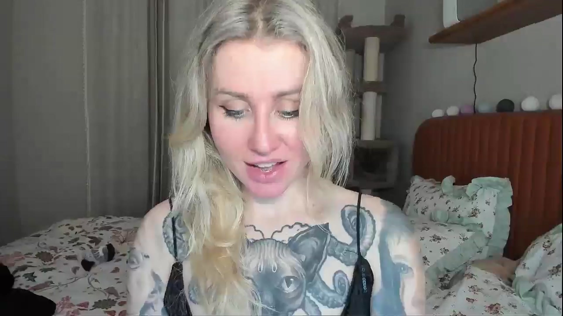 Gallery image thumbnail from Alexa_Smithhh's myfreecams stream on, 01/08/2026, 20:16 image 13 of 20