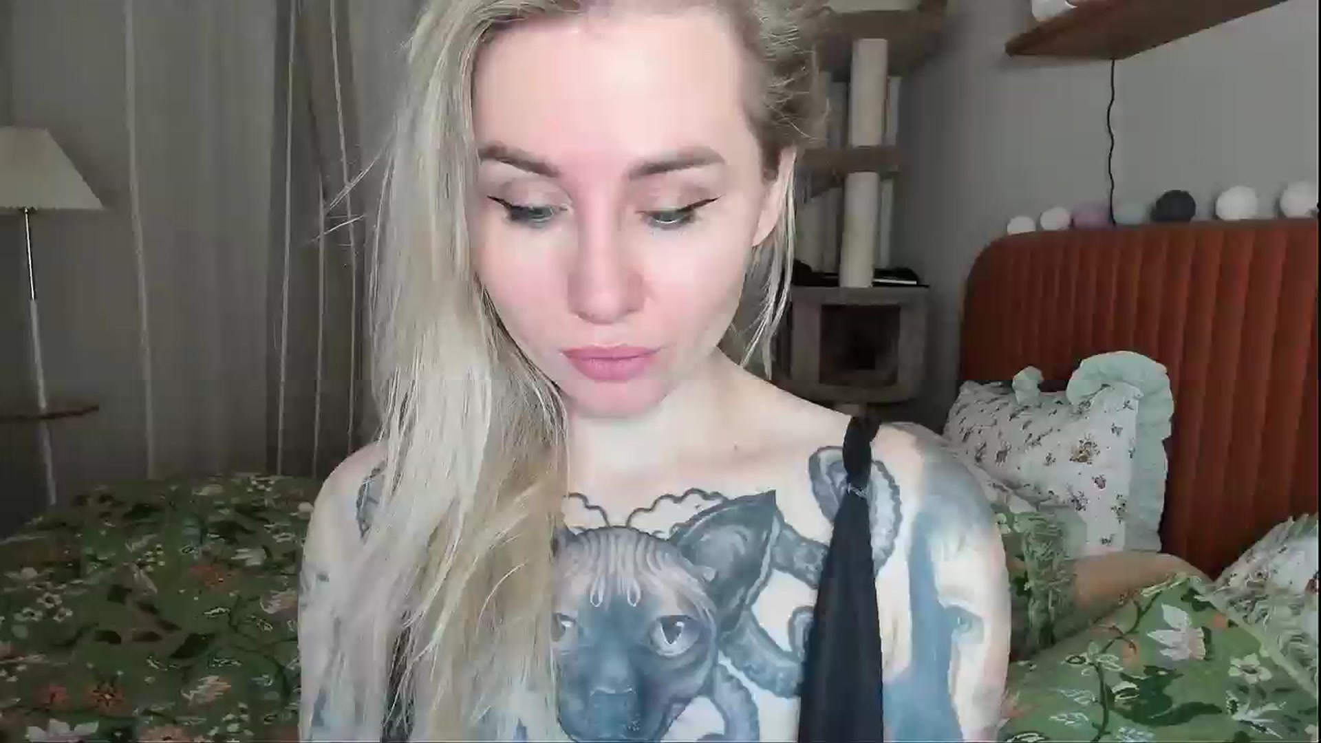 Gallery image thumbnail from Alexa_Smithhh's myfreecams stream on, 01/16/2026, 20:27 image 1 of 20
