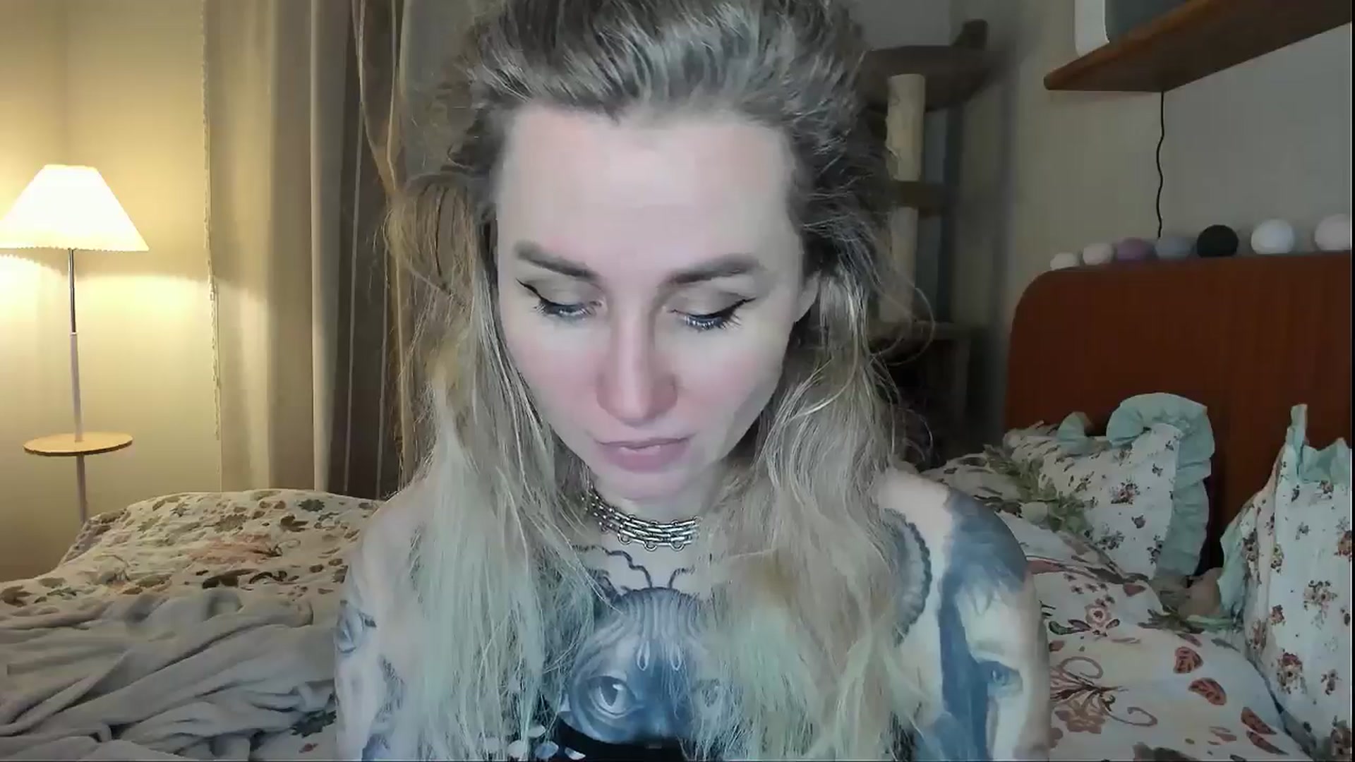 Gallery image thumbnail from Alexa_Smithhh's myfreecams stream on, 01/27/2026, 19:42 image 17 of 20