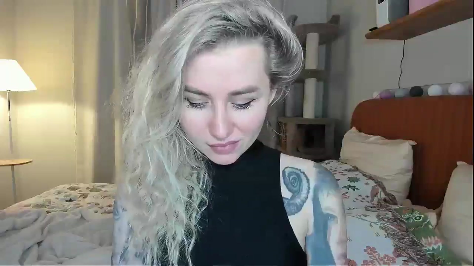 Gallery image thumbnail from Alexa_Smithhh's myfreecams stream on, 02/05/2026, 18:05 image 3 of 20