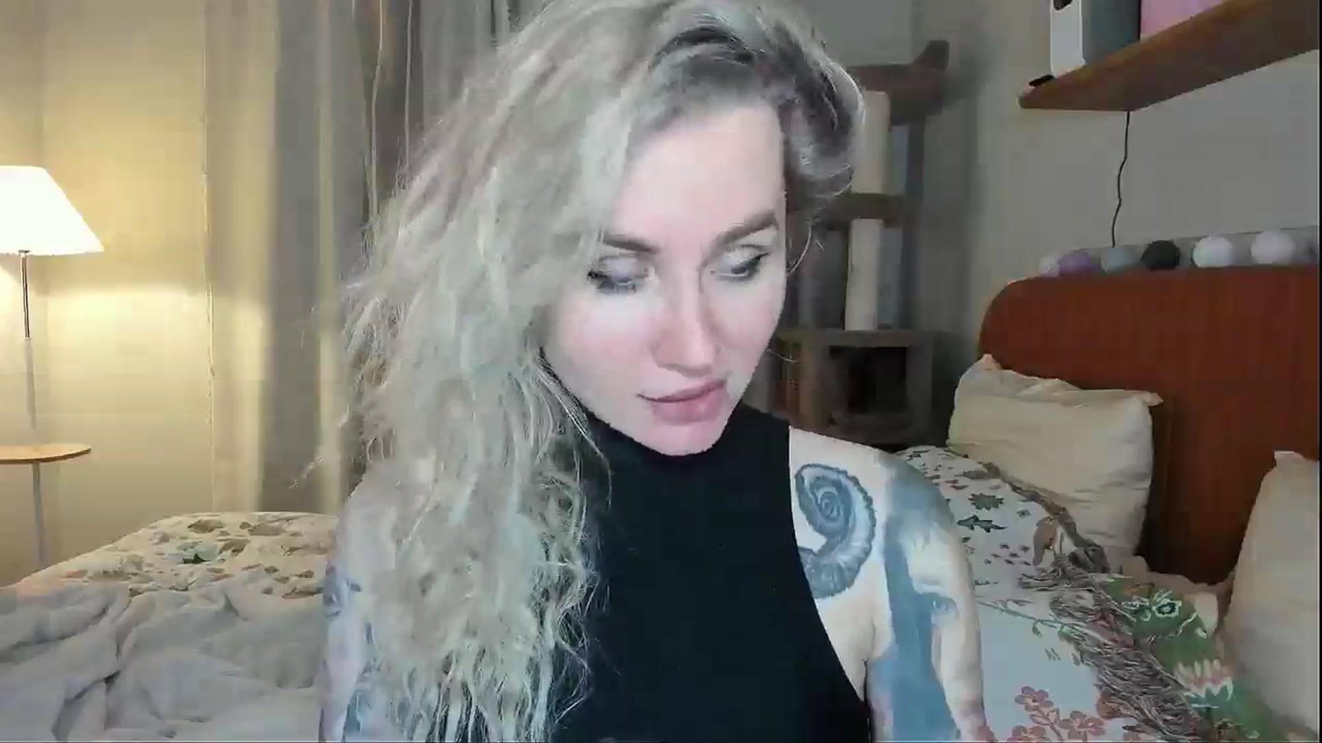 Gallery image thumbnail from Alexa_Smithhh's myfreecams stream on, 02/05/2026, 18:05 image 8 of 20