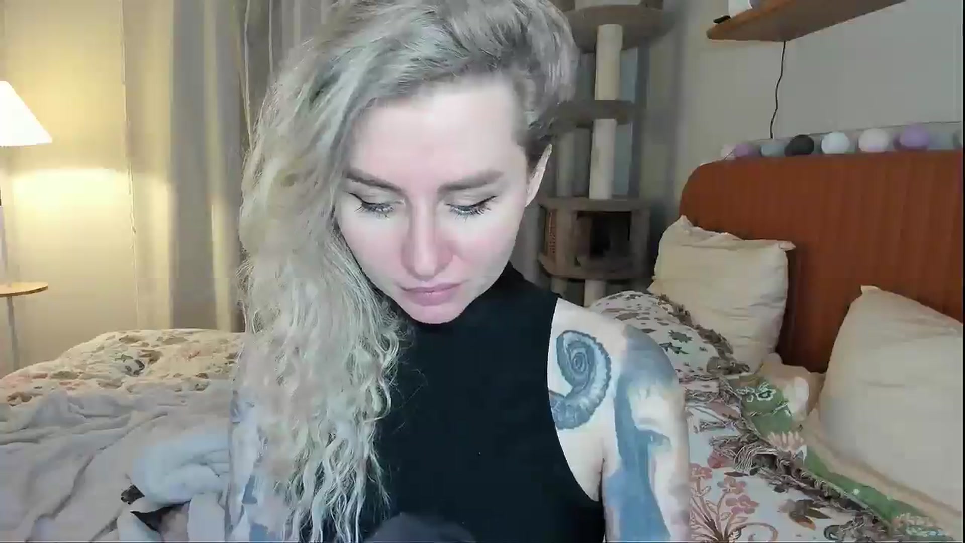 Gallery image thumbnail from Alexa_Smithhh's myfreecams stream on, 02/05/2026, 21:14 image 17 of 20