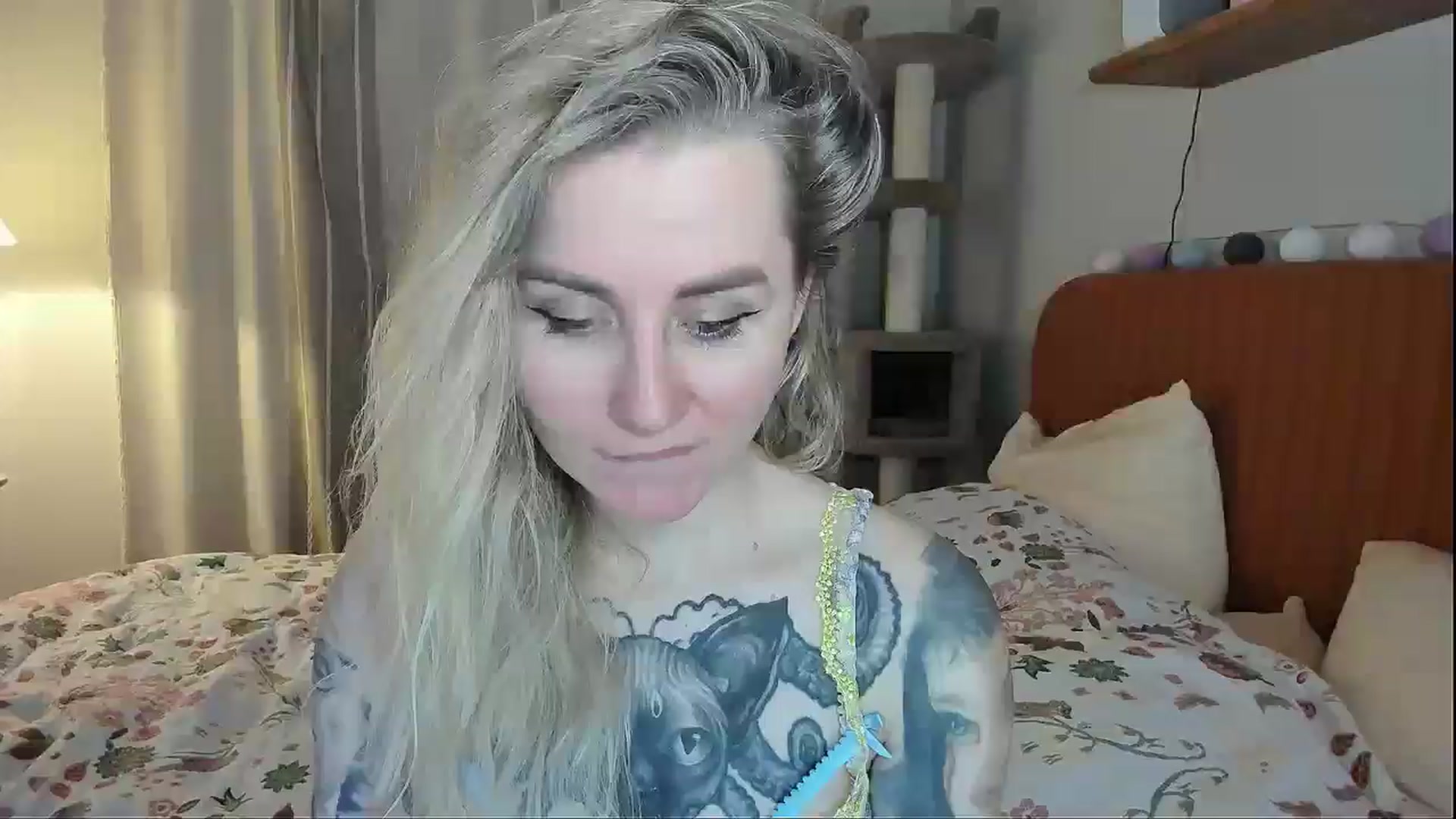 Gallery image thumbnail from Alexa_Smithhh's myfreecams stream on, 02/13/2026, 20:46 image 14 of 20