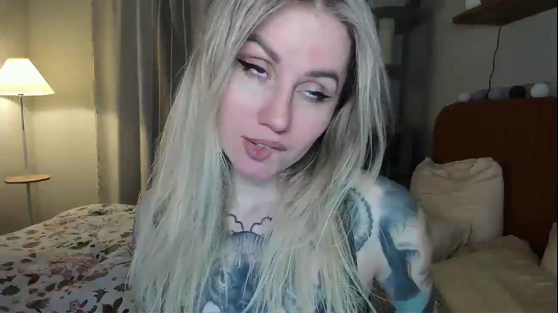 Gallery image thumbnail from Alexa_Smithhh's myfreecams stream on, 02/15/2026, 19:28 image 16 of 20