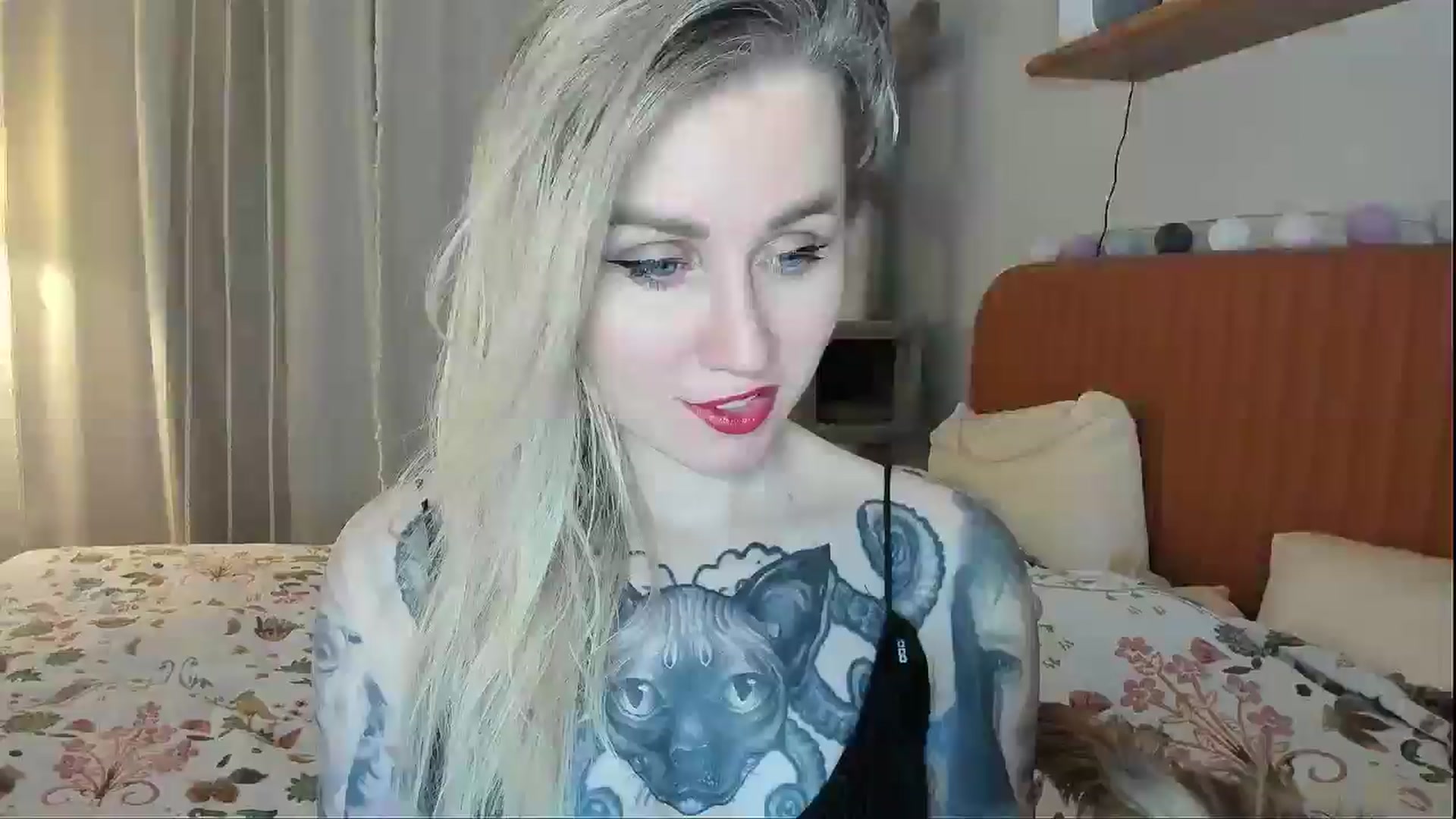 Gallery image thumbnail from Alexa_Smithhh's myfreecams stream on, 02/17/2026, 19:09 image 15 of 20