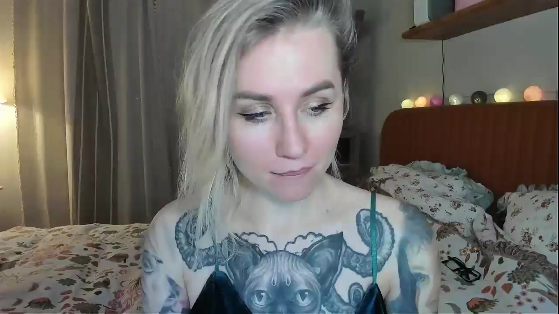 Gallery image thumbnail from Alexa_Smithhh's myfreecams stream on, 02/22/2026, 19:18 image 2 of 20