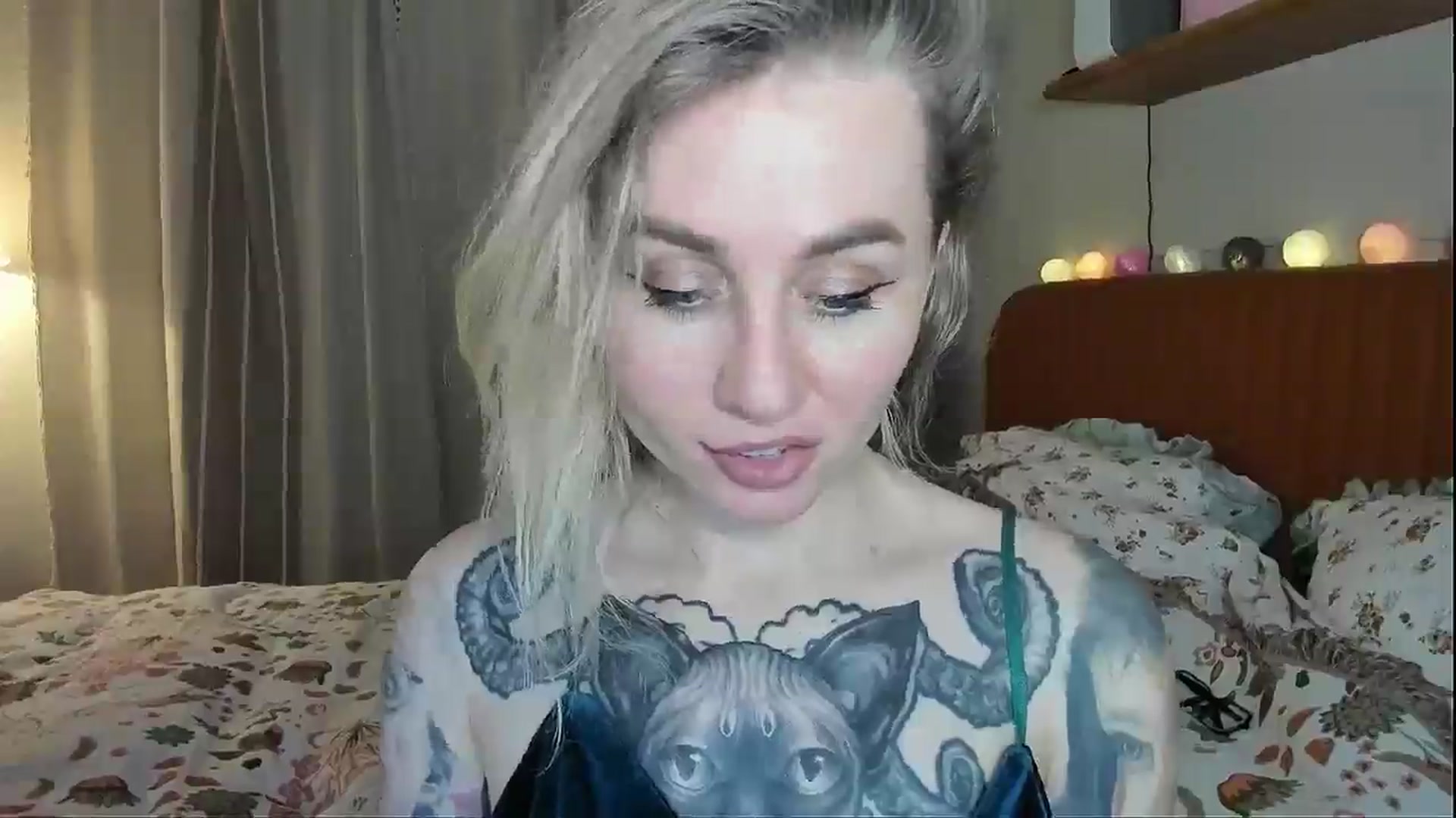 Gallery image thumbnail from Alexa_Smithhh's myfreecams stream on, 02/22/2026, 19:18 image 6 of 20