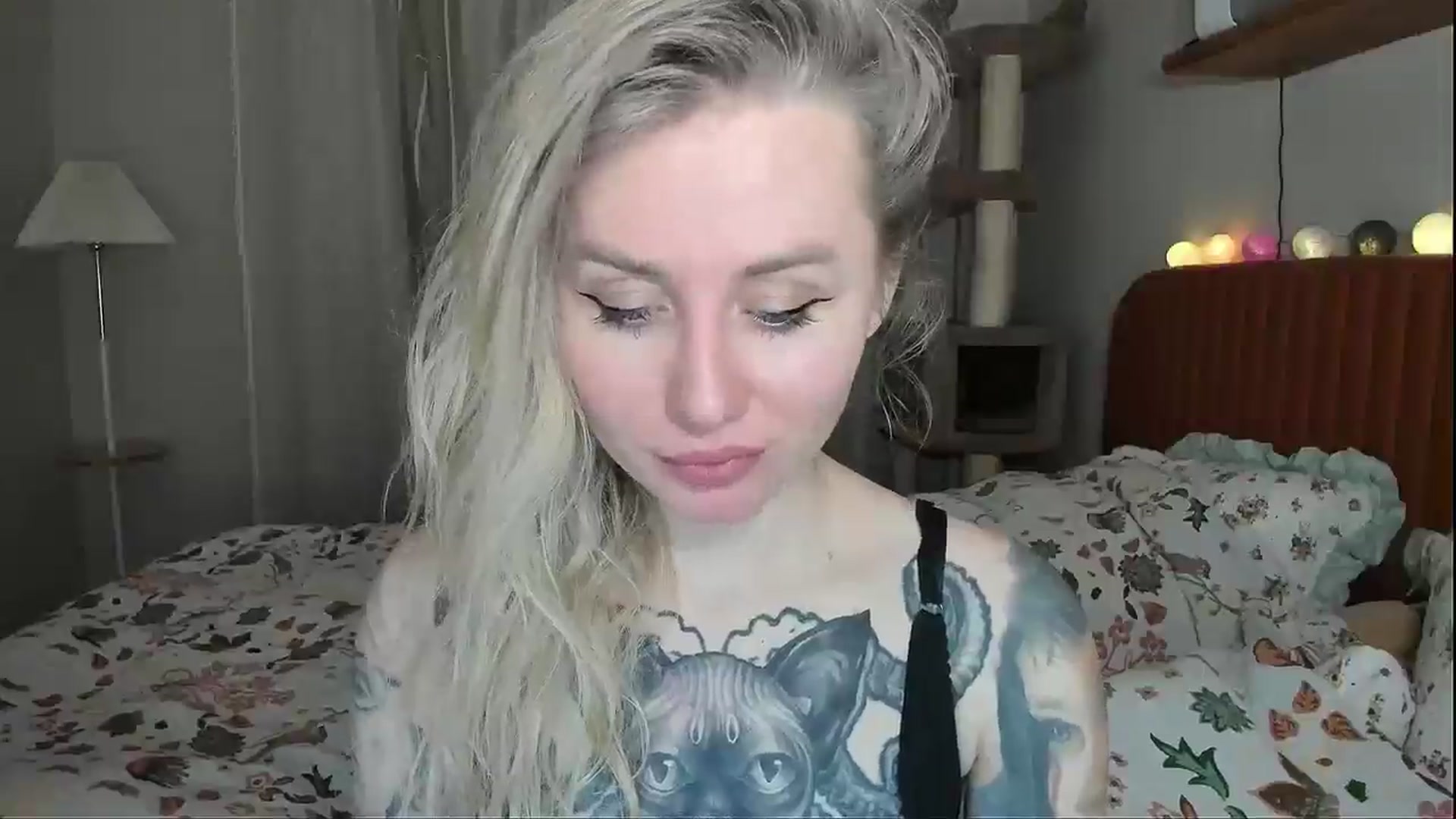 Gallery image thumbnail from Alexa_Smithhh's myfreecams stream on, 02/23/2026, 17:43 image 12 of 20