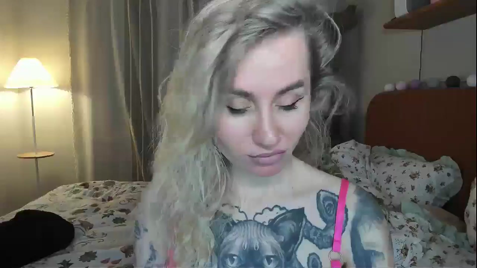 Gallery image thumbnail from Alexa_Smithhh's myfreecams stream on, 03/05/2026, 18:32 image 16 of 20
