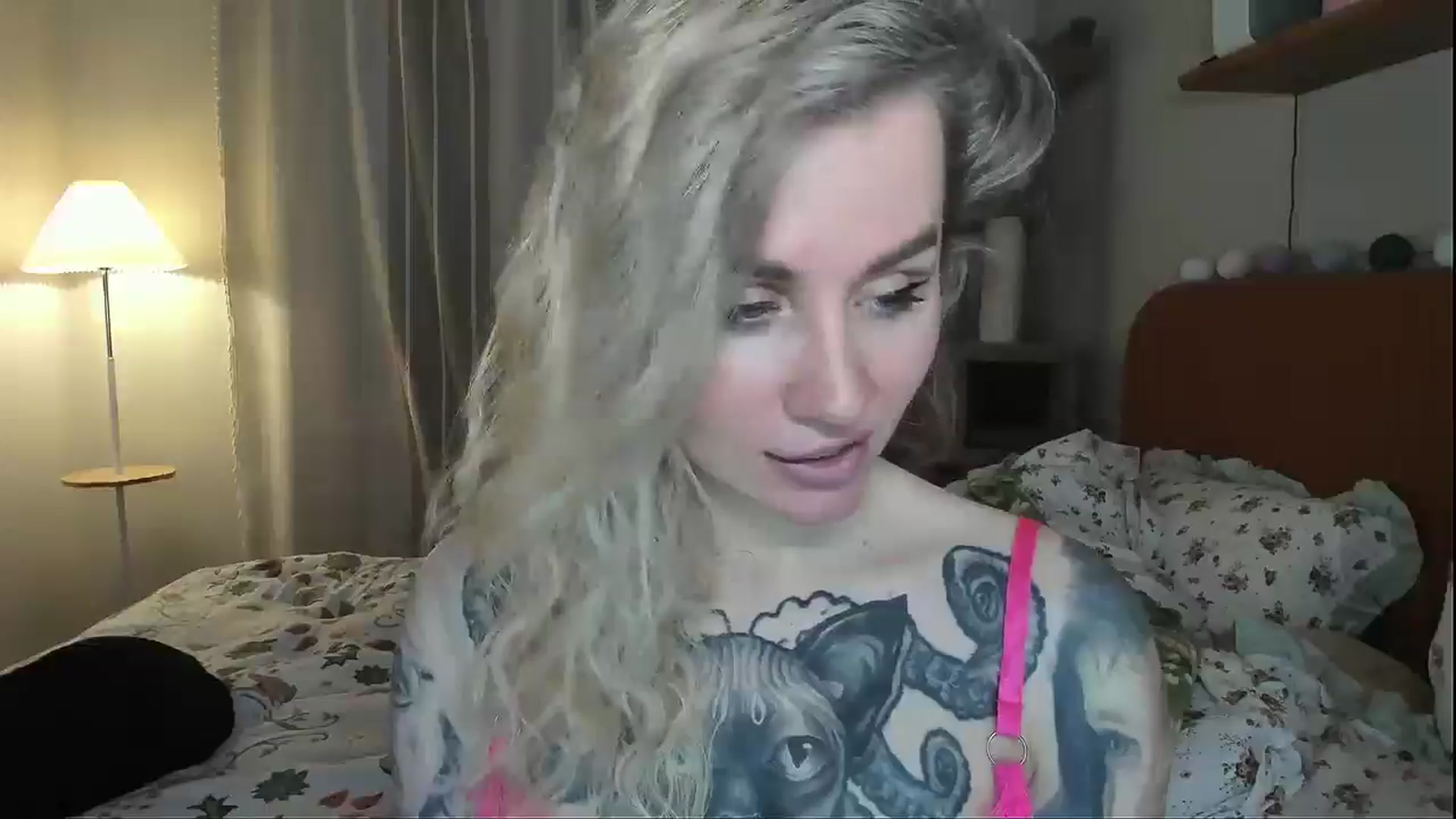 Gallery image thumbnail from Alexa_Smithhh's myfreecams stream on, 03/05/2026, 18:32 image 9 of 20