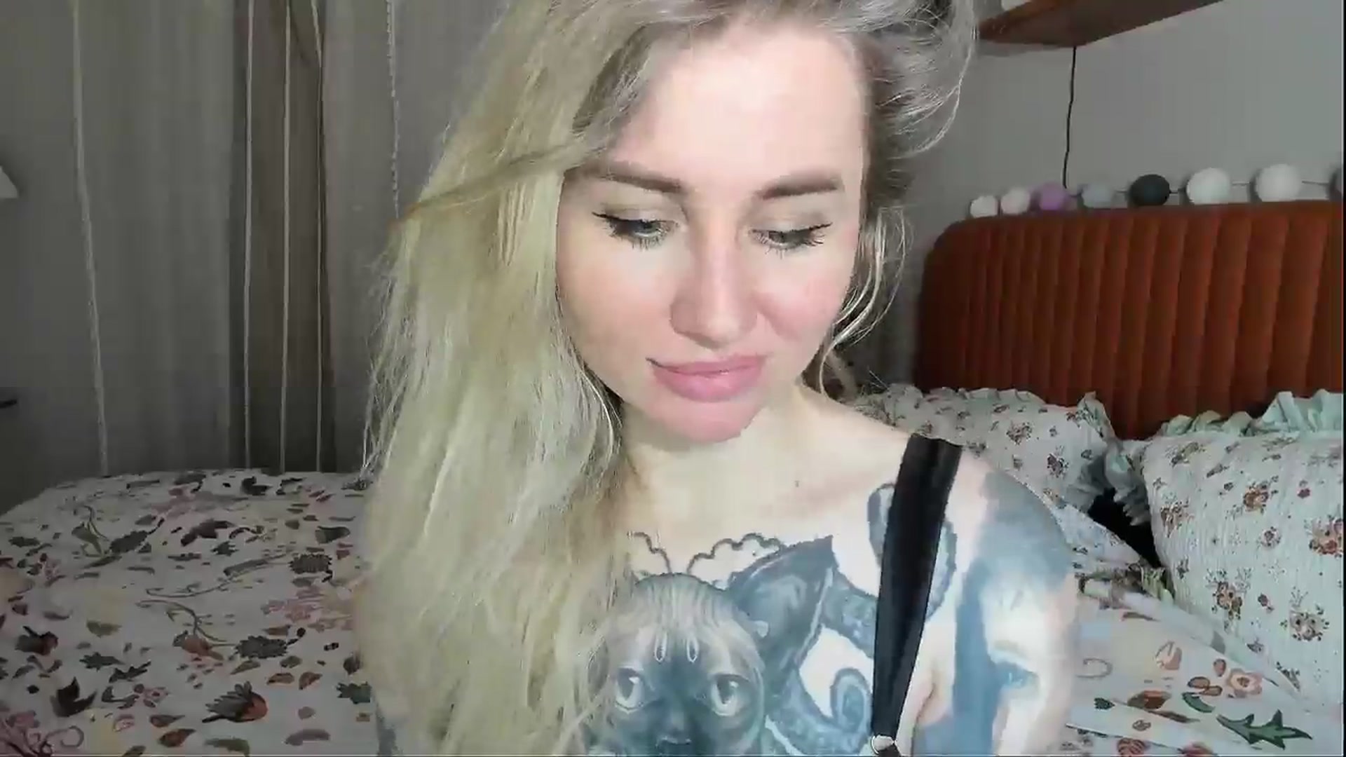 Gallery image thumbnail from Alexa_Smithhh's myfreecams stream on, 03/12/2026, 20:20 image 5 of 20