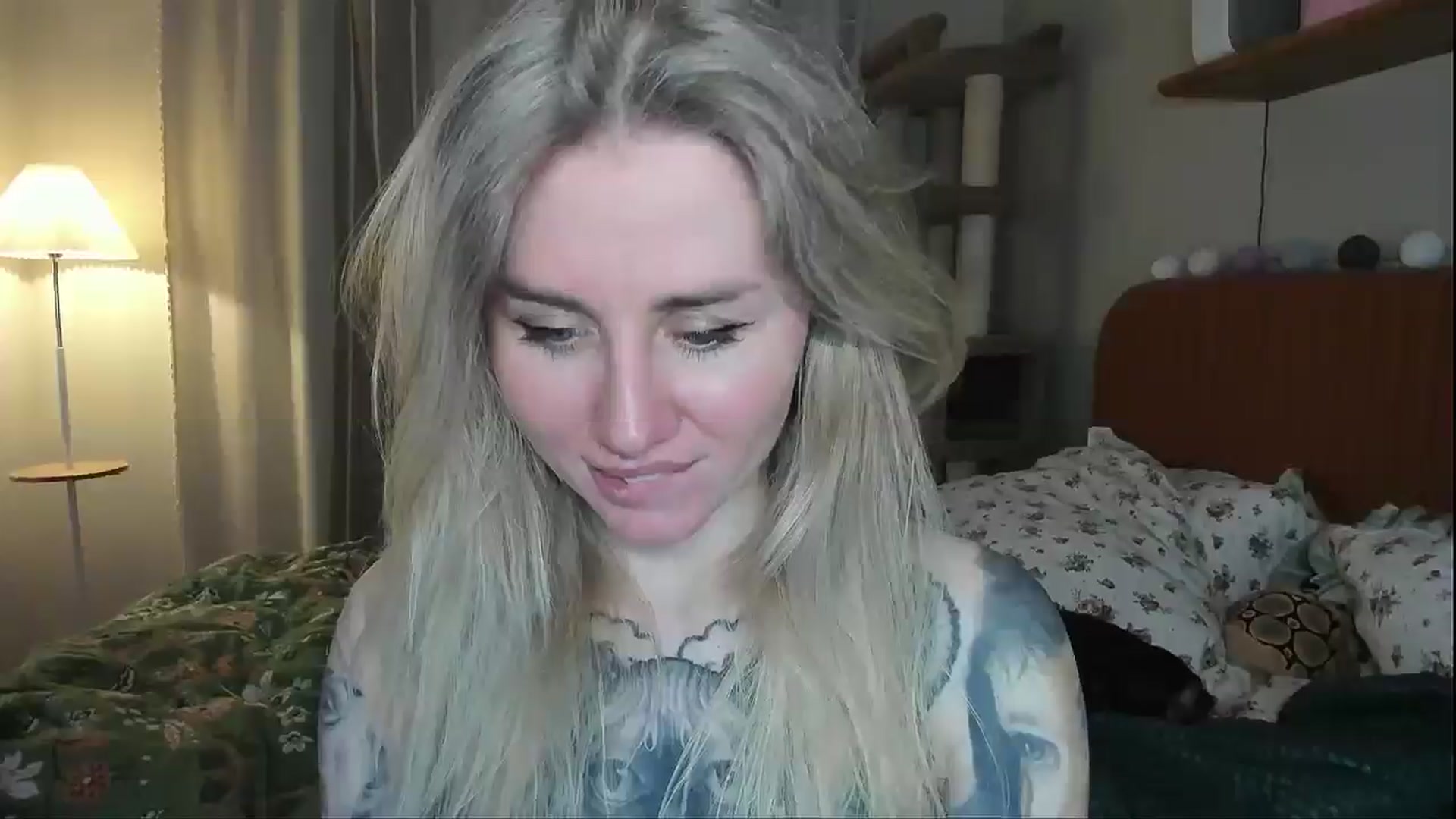 Gallery image thumbnail from Alexa_Smithhh's myfreecams stream on, 03/15/2026, 20:37 image 14 of 20