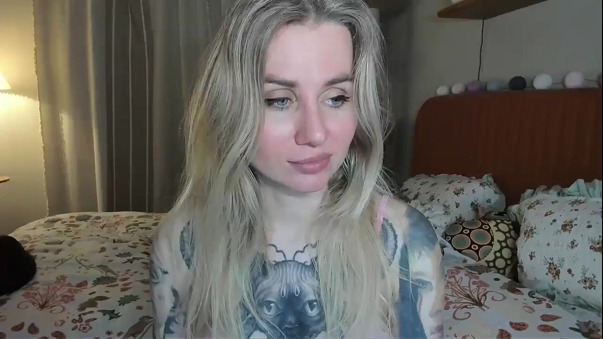 Gallery image thumbnail from Alexa_Smithhh's myfreecams stream on, 03/17/2026, 19:02 image 13 of 20