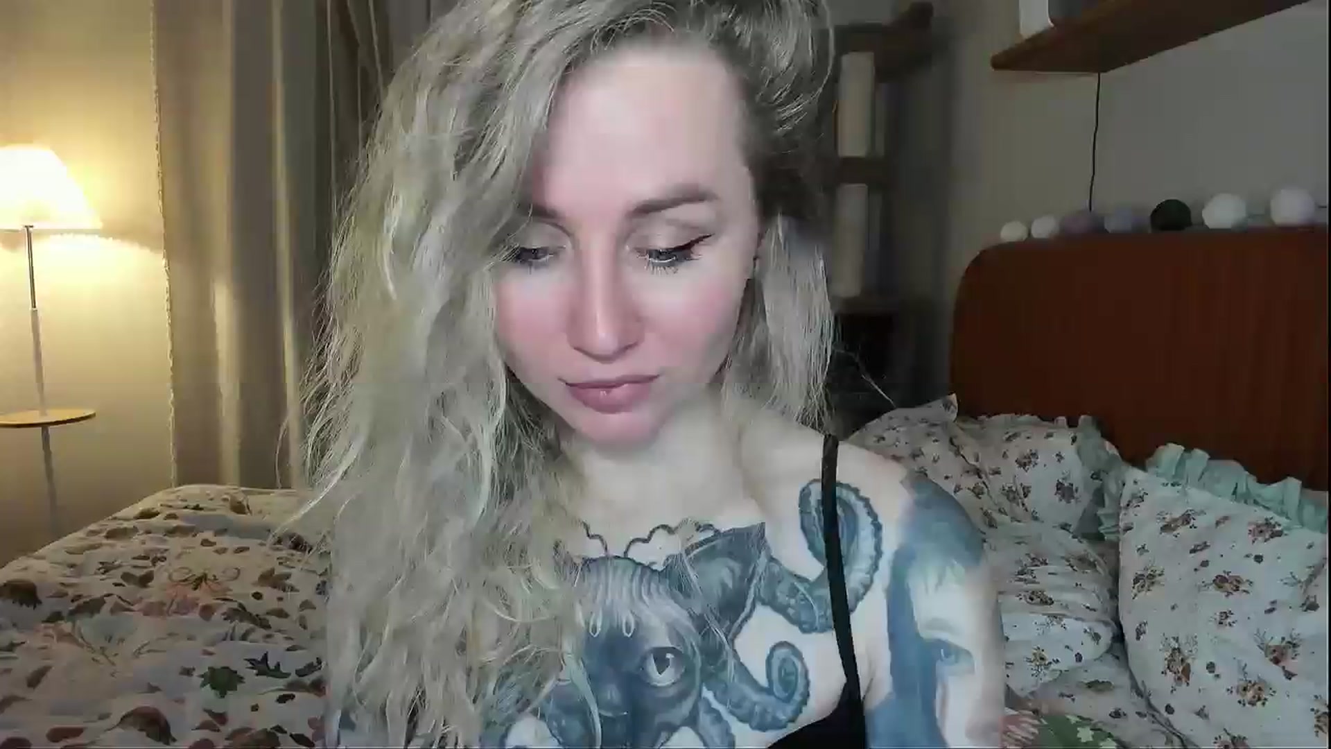 Gallery image thumbnail from Alexa_Smithhh's myfreecams stream on, 03/19/2026, 19:28 image 18 of 20