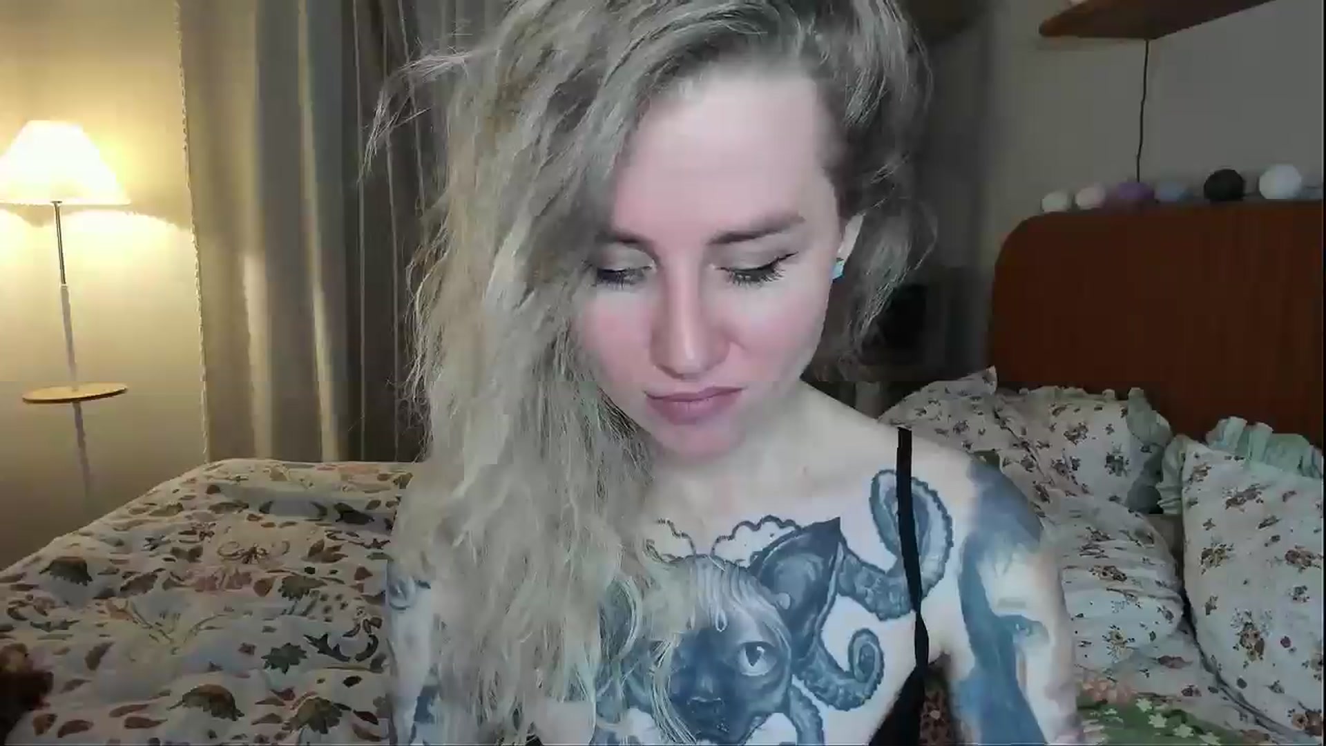 Gallery image thumbnail from Alexa_Smithhh's myfreecams stream on, 03/19/2026, 19:28 image 9 of 20
