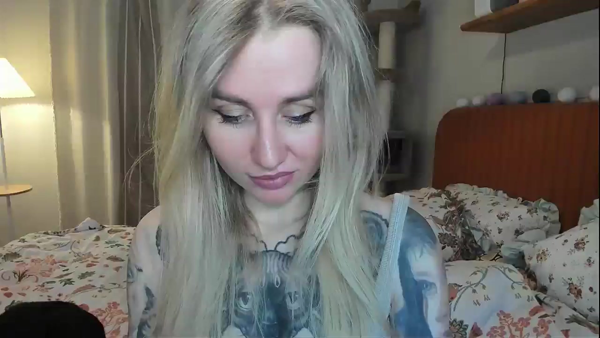 Gallery image thumbnail from Alexa_Smithhh's myfreecams stream on, 03/31/2026, 20:36 image 16 of 20