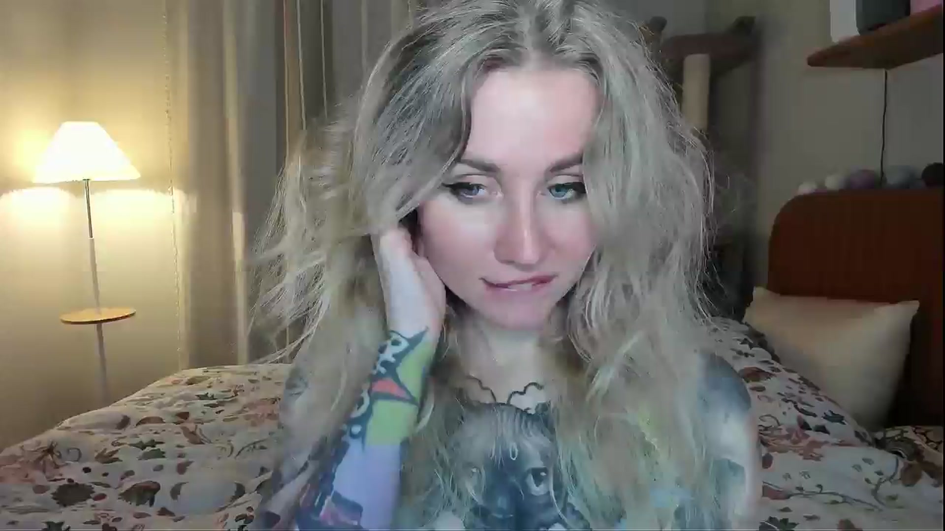 Gallery image thumbnail from Alexa_Smithhh's myfreecams stream on, 04/07/2026, 18:56 image 13 of 20