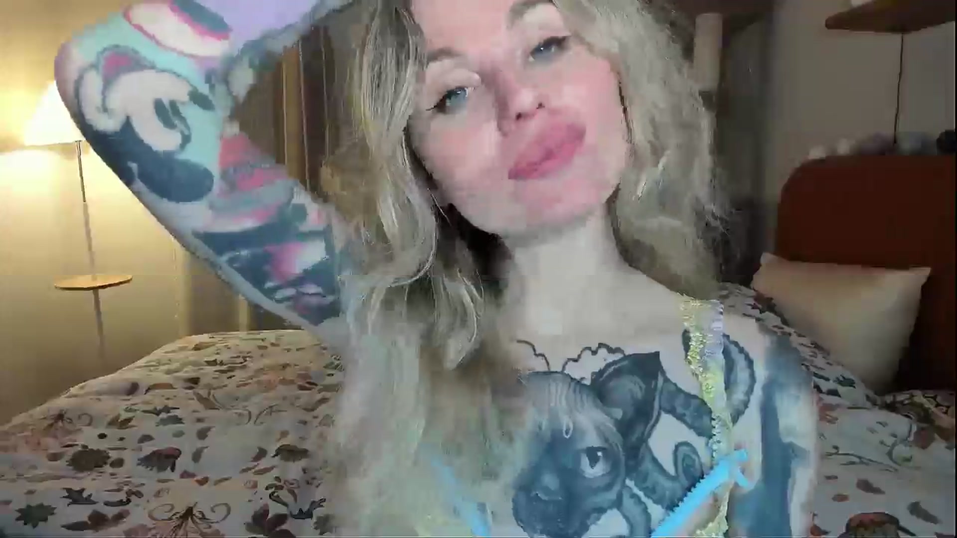 Gallery image thumbnail from Alexa_Smithhh's myfreecams stream on, 04/07/2026, 18:56 image 14 of 20