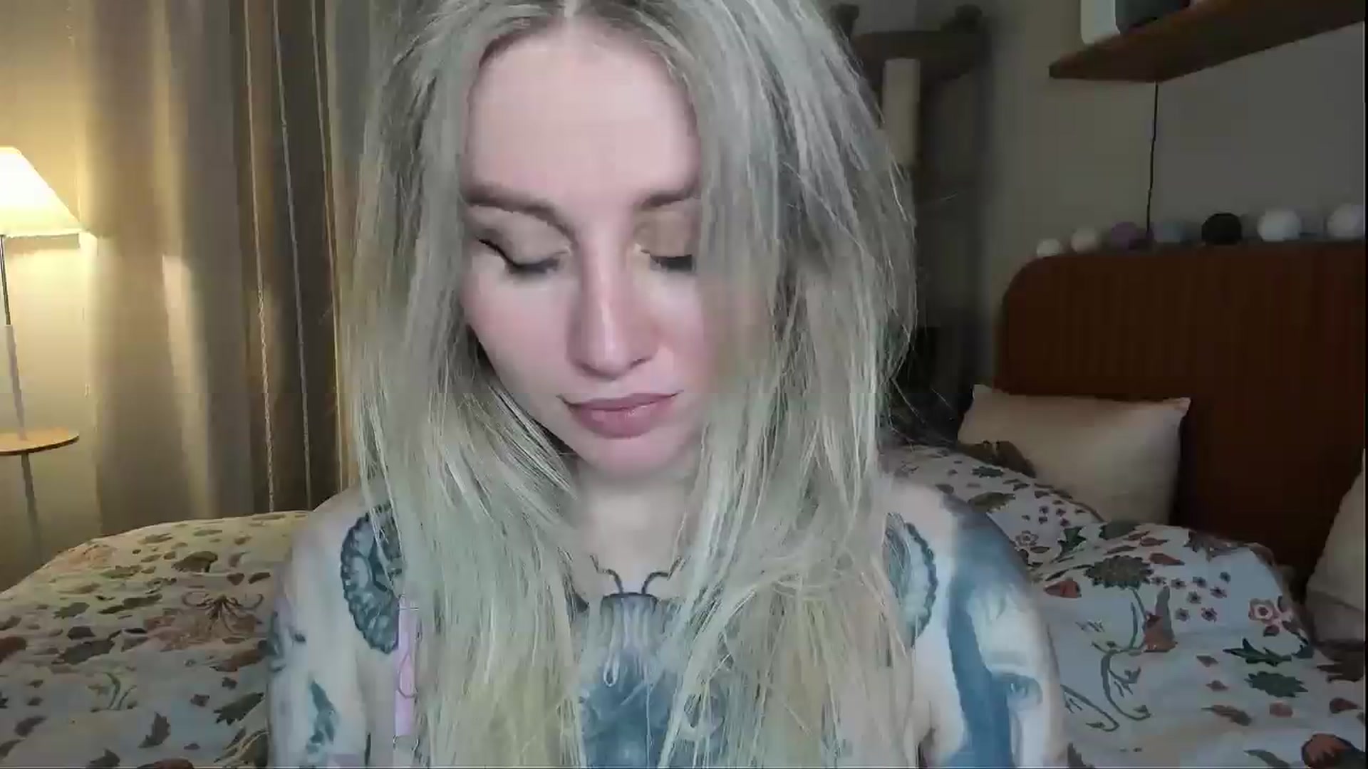 Gallery image thumbnail from Alexa_Smithhh's myfreecams stream on, 04/09/2026, 19:01 image 18 of 20