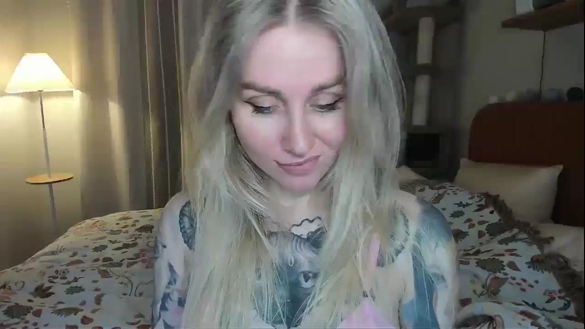 Gallery image thumbnail from Alexa_Smithhh's myfreecams stream on, 04/09/2026, 20:45 image 8 of 20