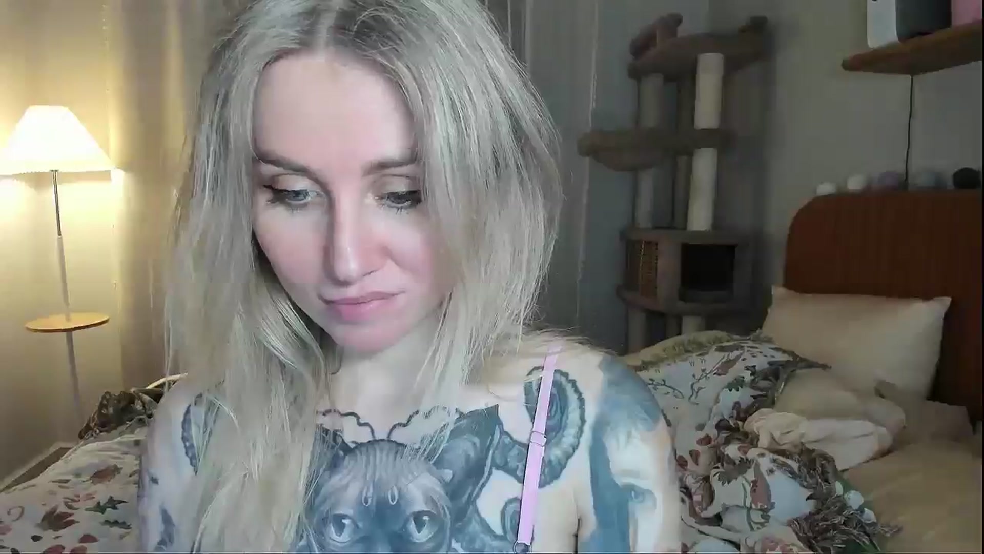 Gallery image thumbnail from Alexa_Smithhh's myfreecams stream on, 04/09/2026, 21:28 image 10 of 20