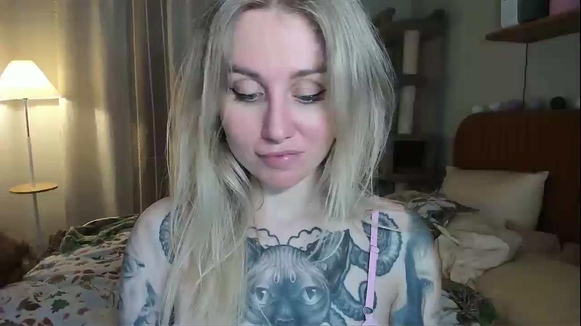 Gallery image thumbnail from Alexa_Smithhh's myfreecams stream on, 04/09/2026, 21:28 image 15 of 20