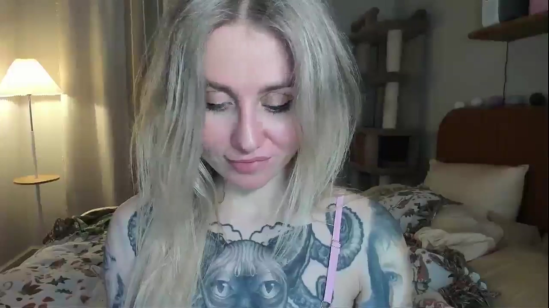 Gallery image thumbnail from Alexa_Smithhh's myfreecams stream on, 04/09/2026, 21:28 image 12 of 20