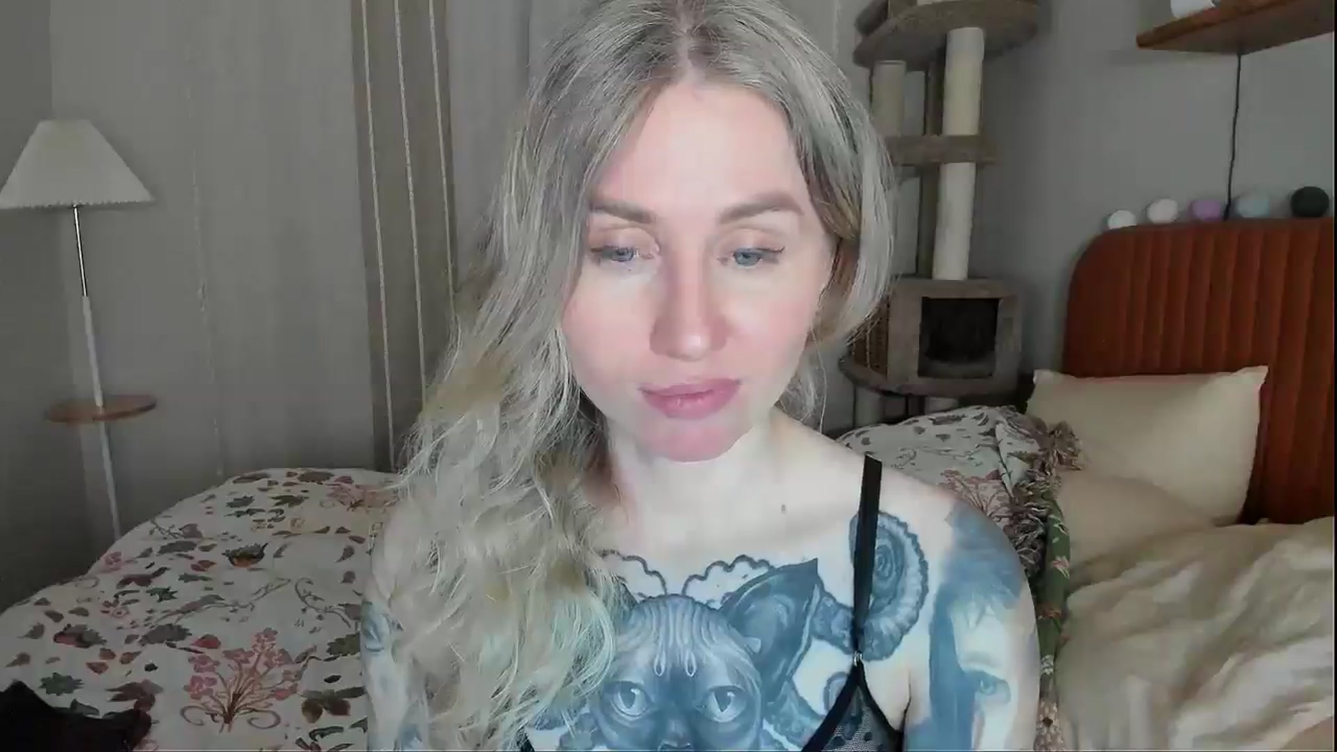 Gallery image thumbnail from Alexa_Smithhh's myfreecams stream on, 04/12/2026, 21:21 image 17 of 20