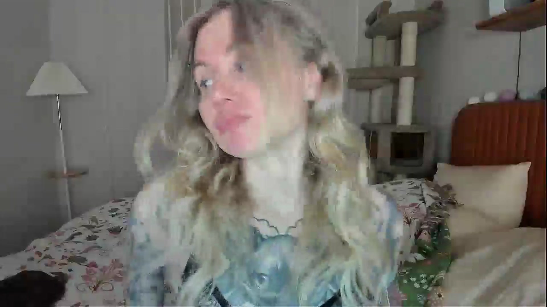 Gallery image thumbnail from Alexa_Smithhh's myfreecams stream on, 04/12/2026, 21:21 image 12 of 20